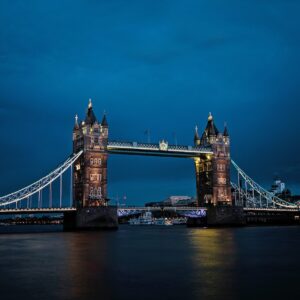 Viaje al Reino Unido (Londres), Francia (París) con excursiones